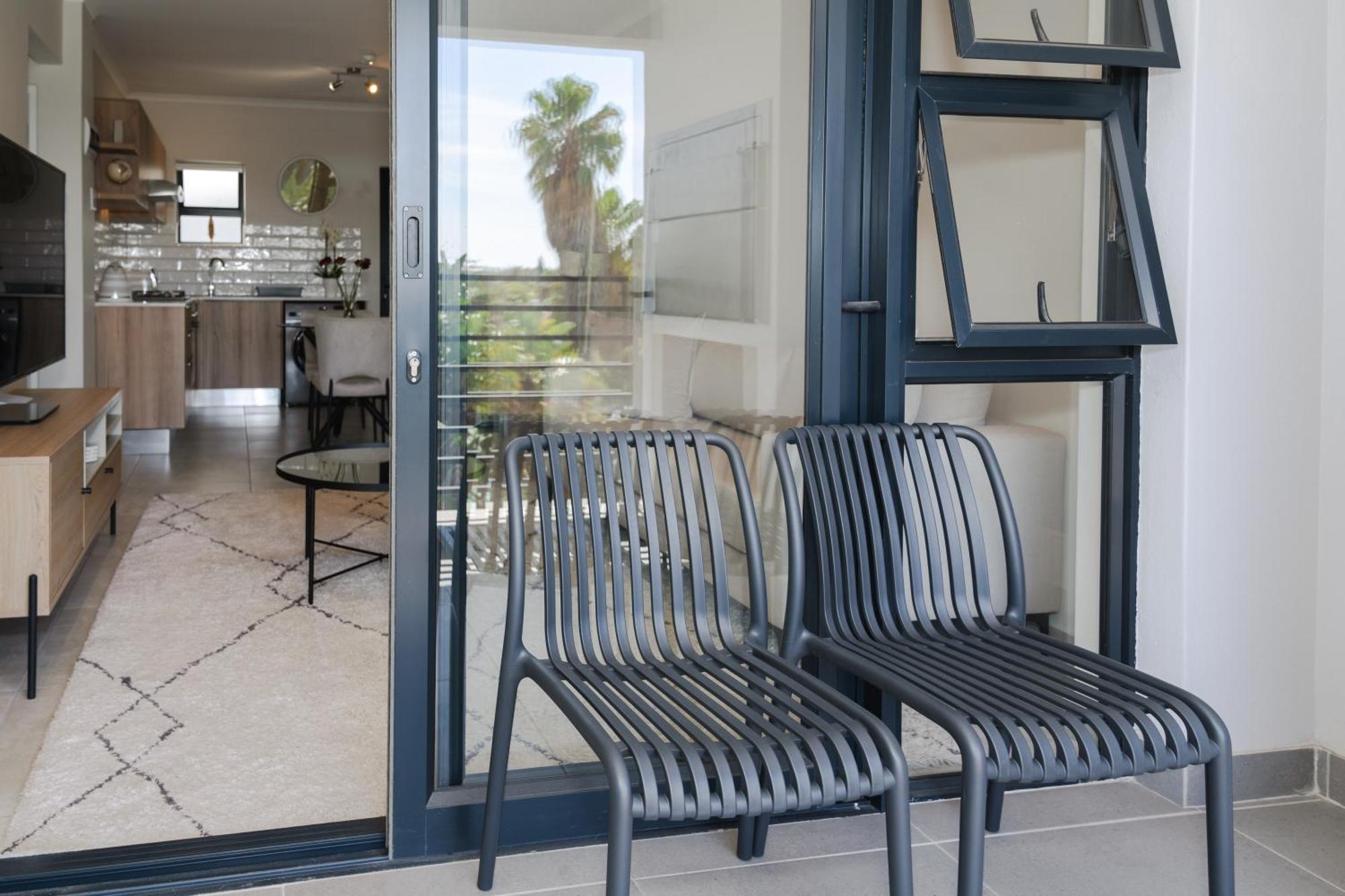 Apartment Blouberg Coastal Hideout, Luxury With A Braai And Parking *