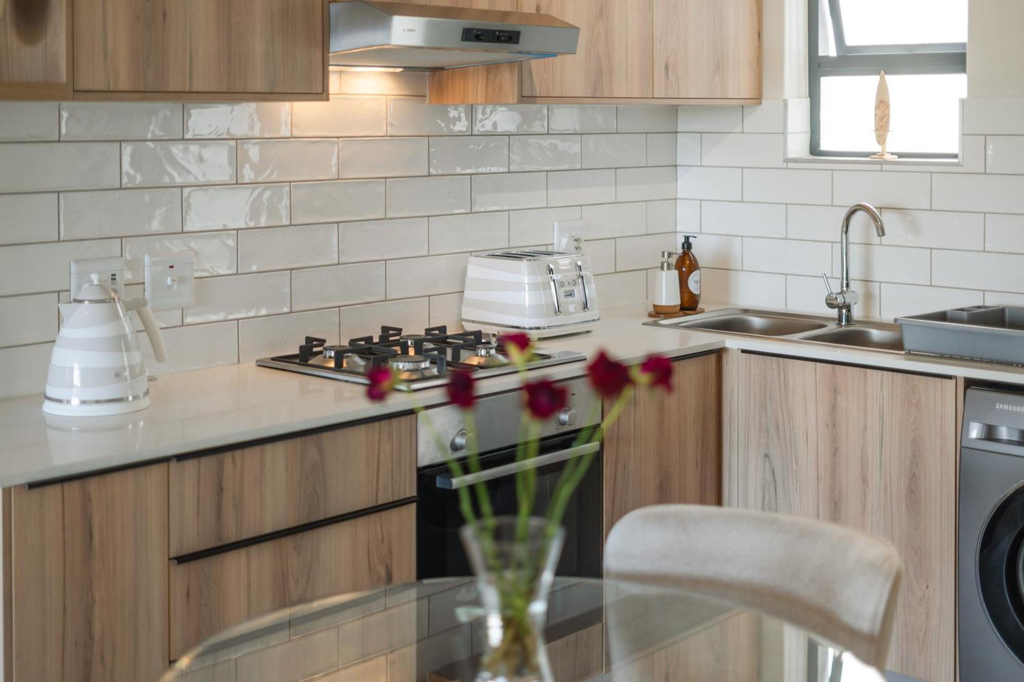 Blouberg Coastal Hideout, Luxury With A Braai And Parking Apartment *